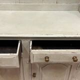 Sideboard / cupboard