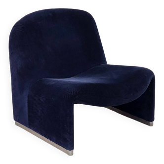 Chaise longue Alky en velours côtelé bleu marine par Giancarlo Piretti pour Anonima Castelli | L'ère spatiale italienne