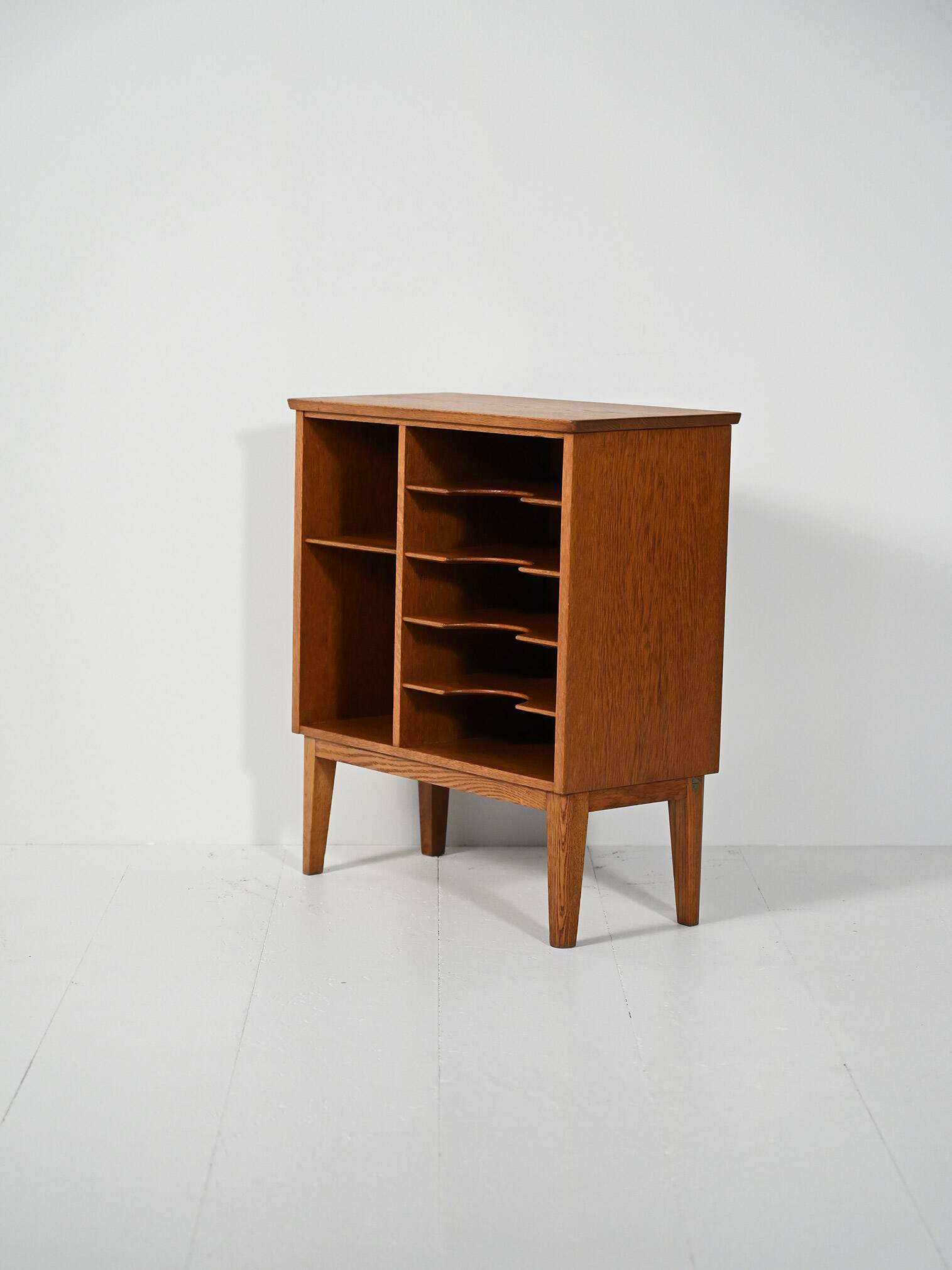 Åvidabergs oak magazine cabinet, 1950s