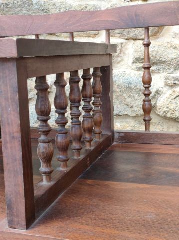 Furniture bench telephone