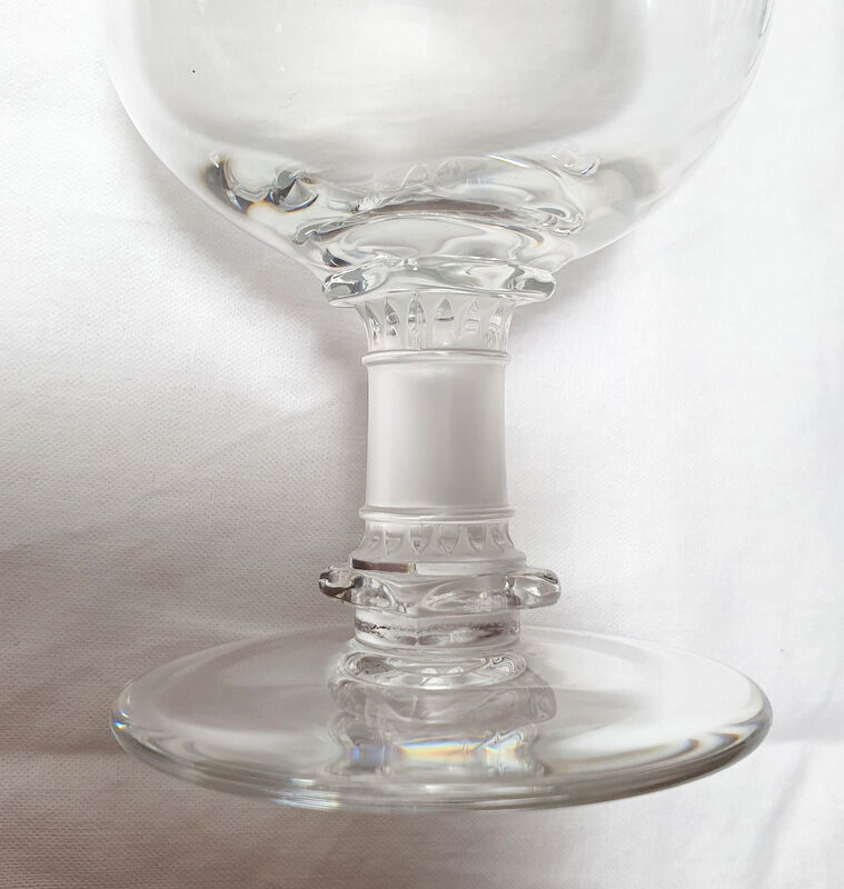 6 Lalique stamped glasses