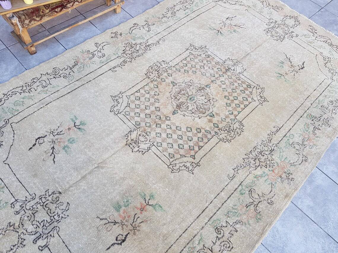 Beige Antique Oushak Area Rug sku v786