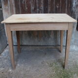 Table bureau