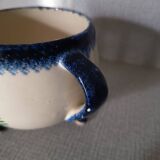 Henriot Quimper tripod bowl