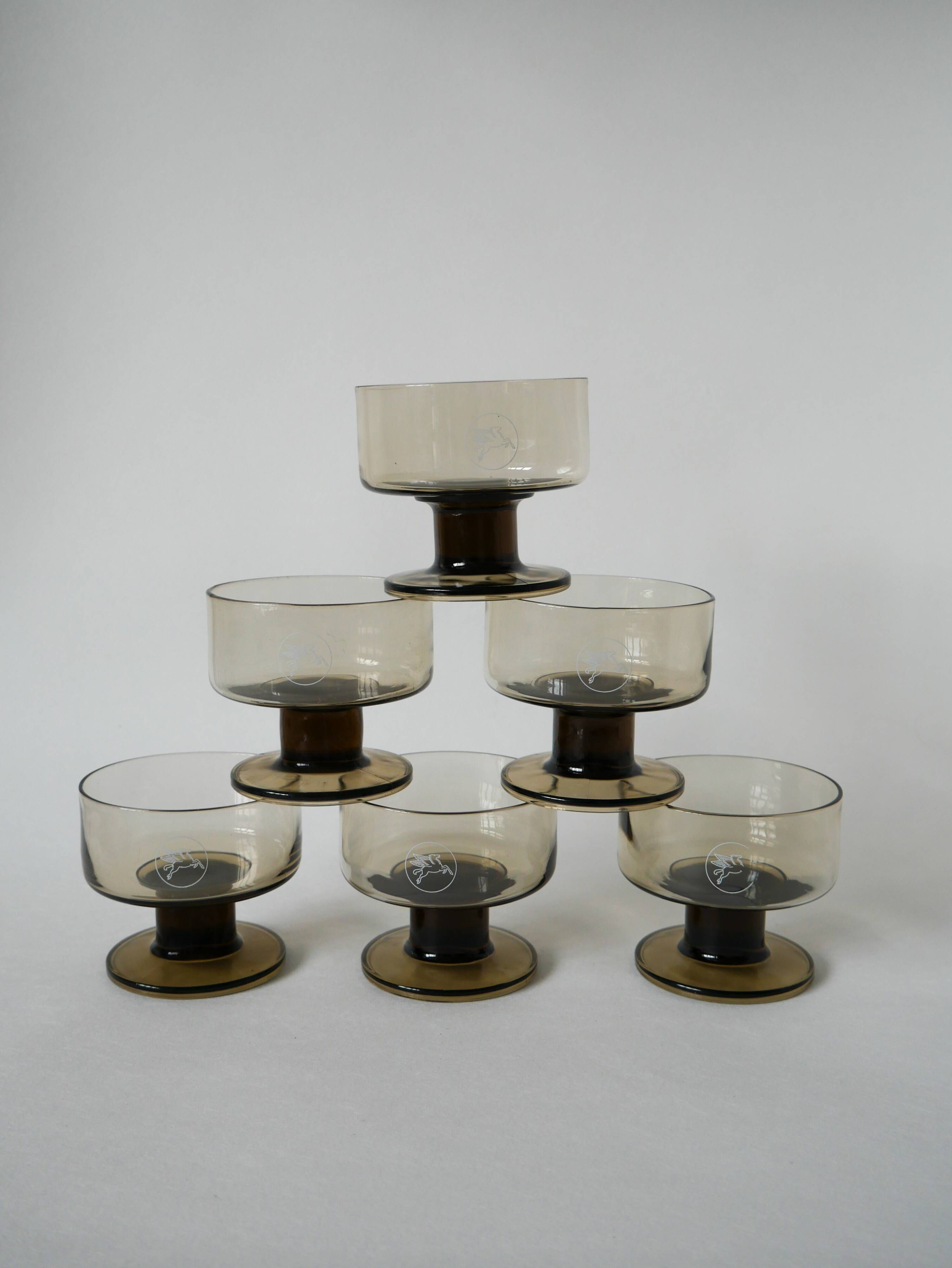 set of 6 smoked glass champagne glasses Design 1970