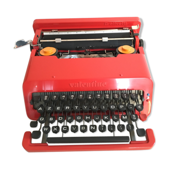 Machine à écrire Olivetti Valentine