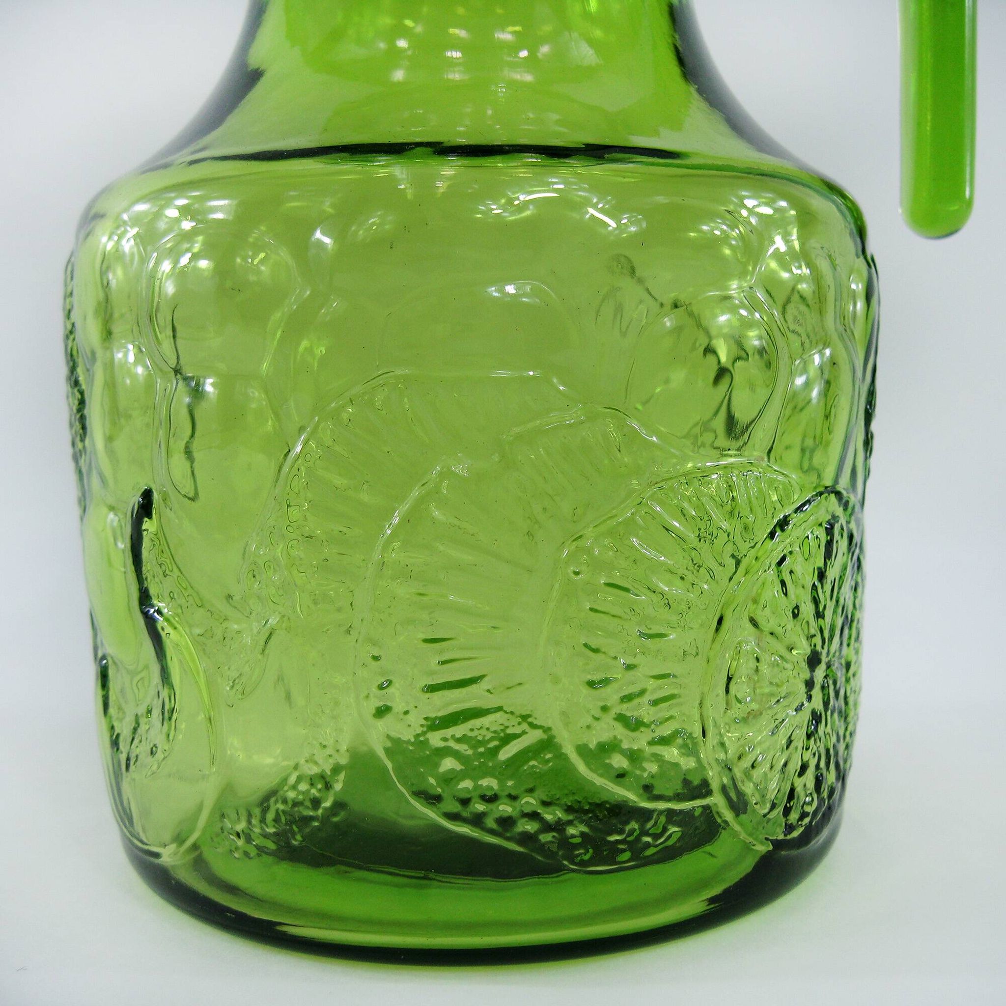 Green molded glass pitcher - Bormioli Fidenza made in Italy - vintage 60's