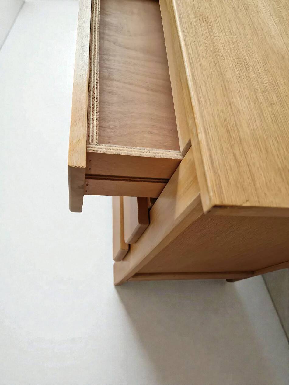 Commode style with rounded edges.