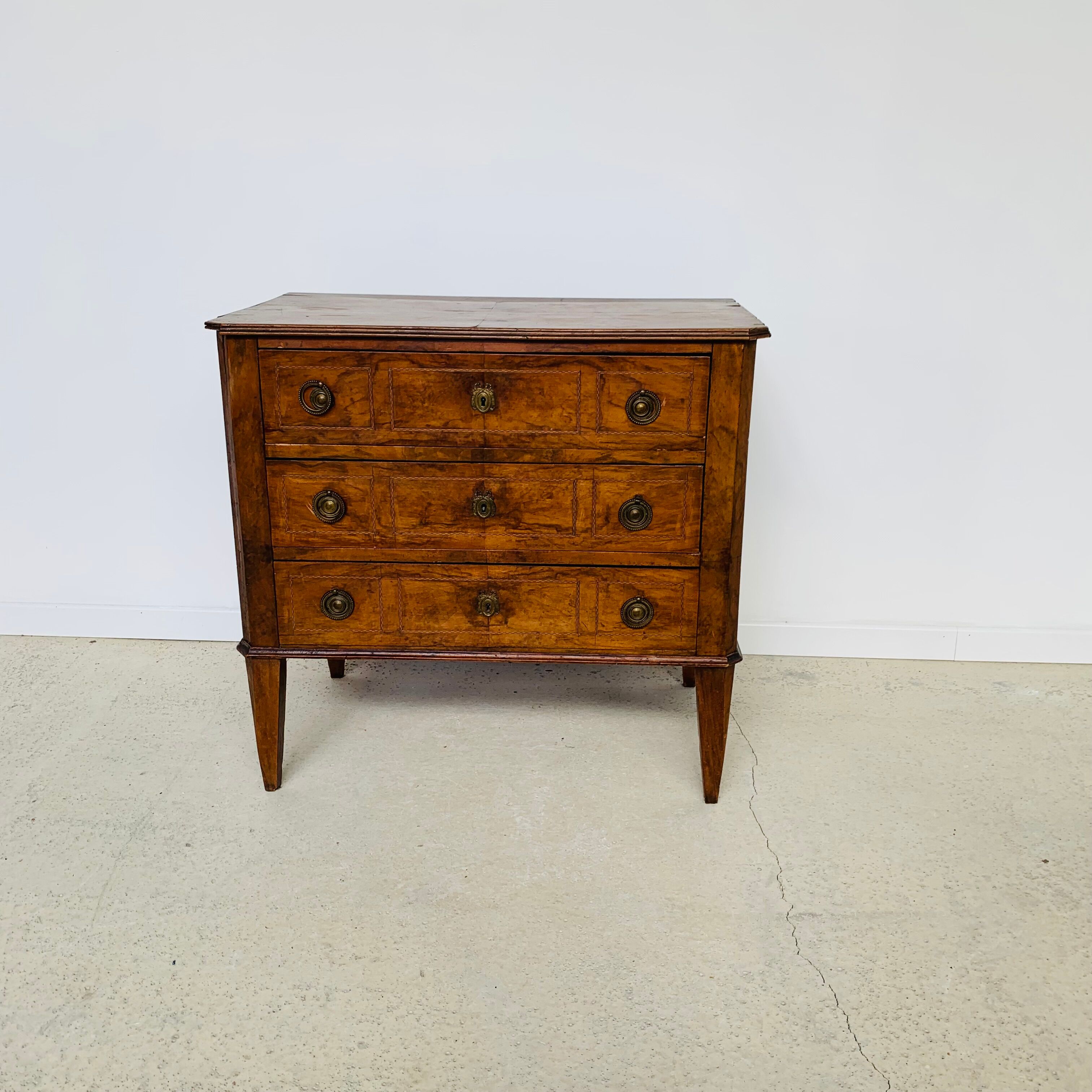 Old small inlaid chest of drawers with 3 drawers - Louis XVI probably 18th