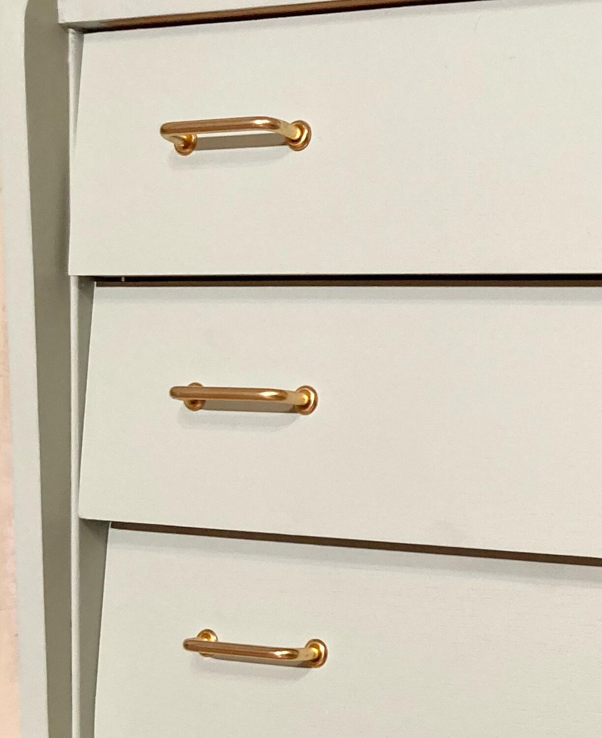 Vintage chest of drawers compass feet