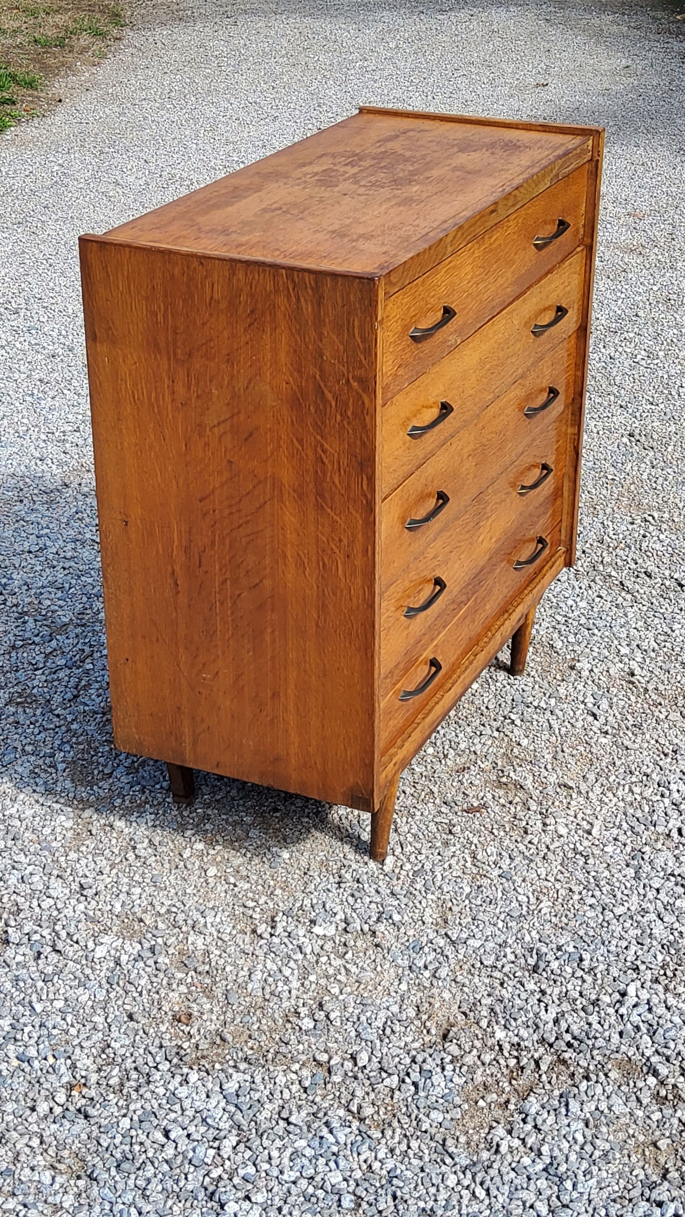 Chest of drawers of the 50s in golden blond oak 5 drawers conical feet