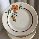 4 flat plates on earthenware st Amand model Amelie