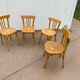 Chaises bistrot vernies galbées