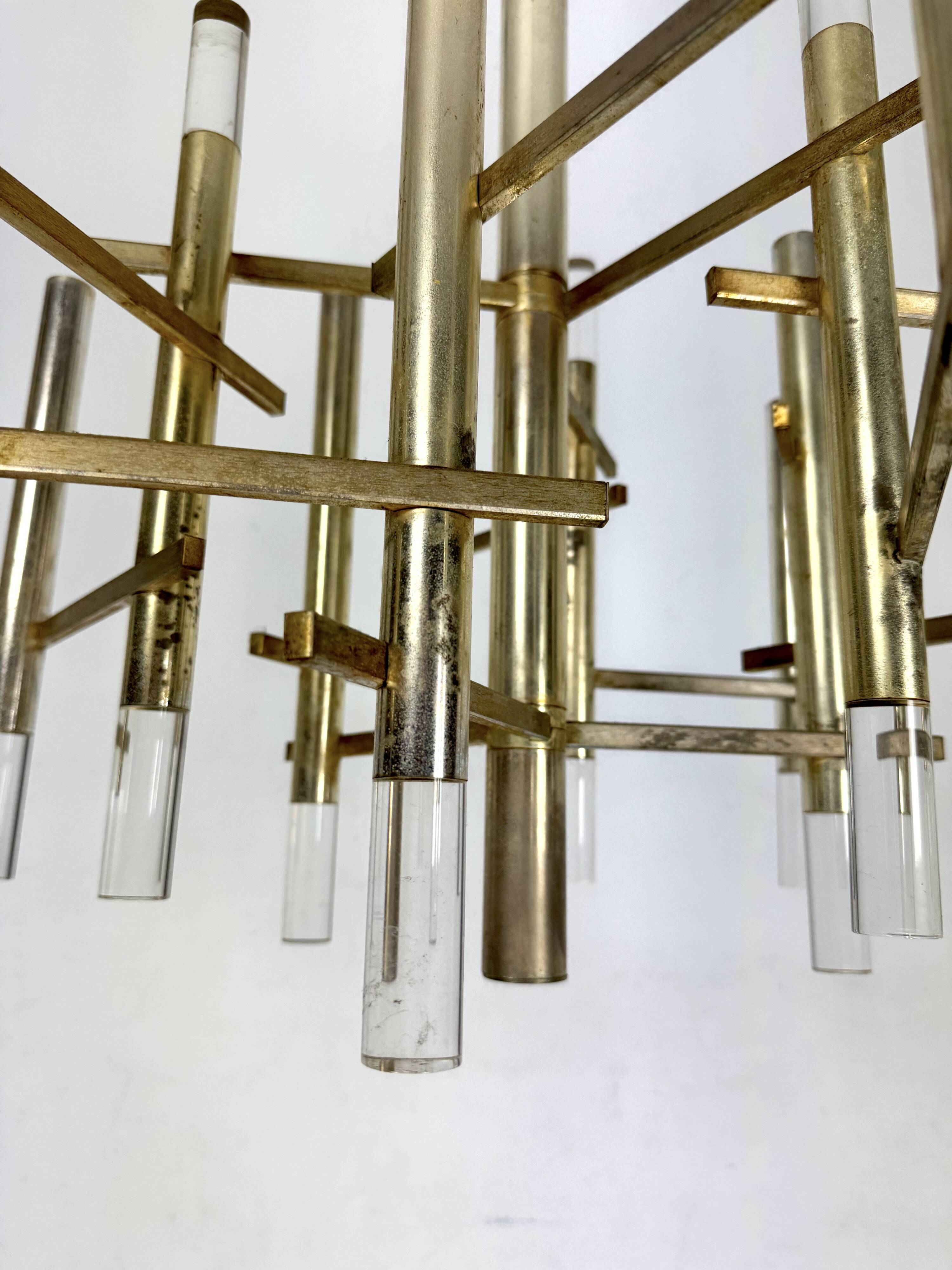 Sciolari 9 lights slight gilded chrome and perspex Chandelier model Ice, Italy 60s