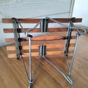 Tabouret pliant en bois