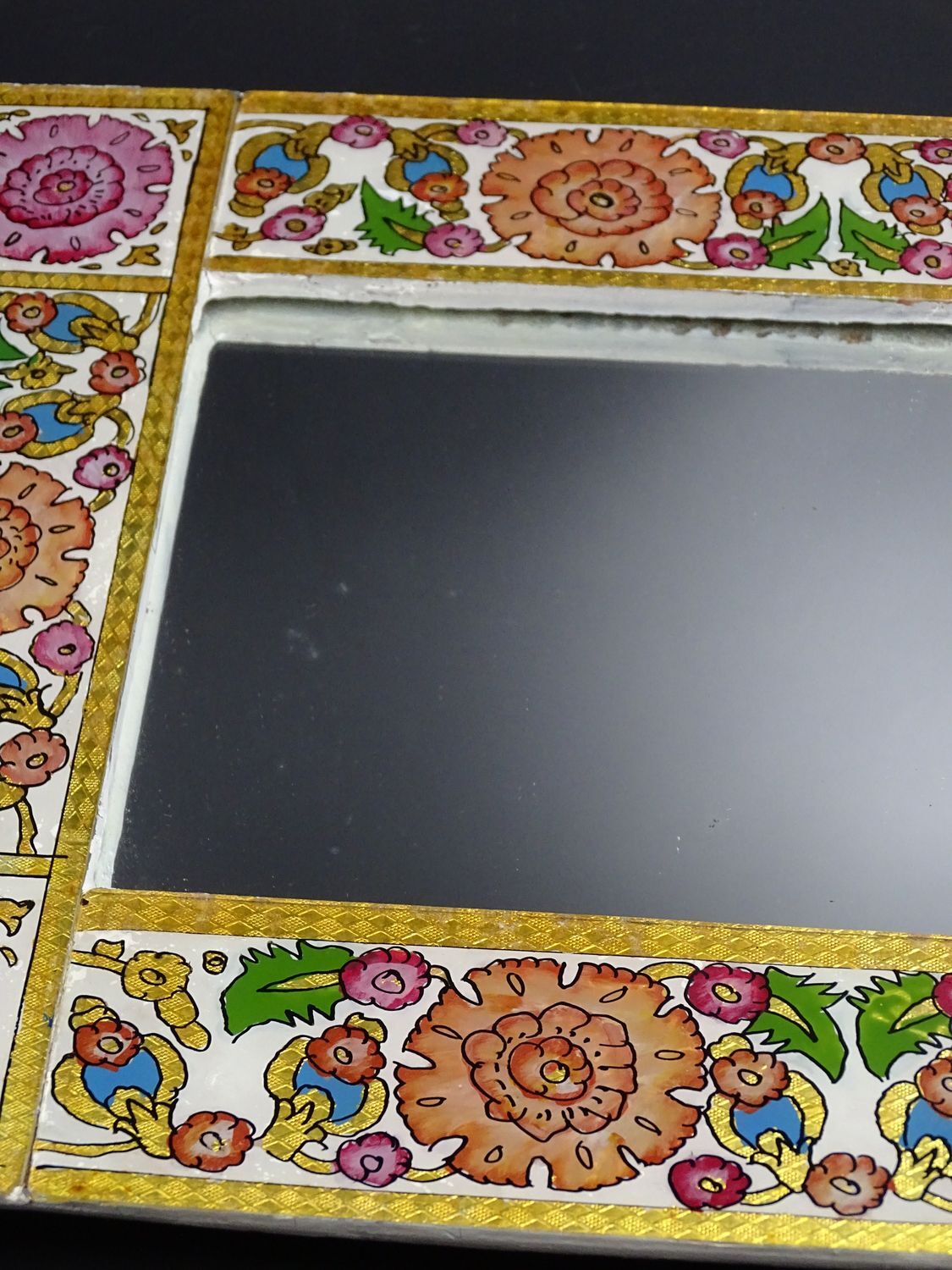 Miroir iranien en verre et peinture sous verre