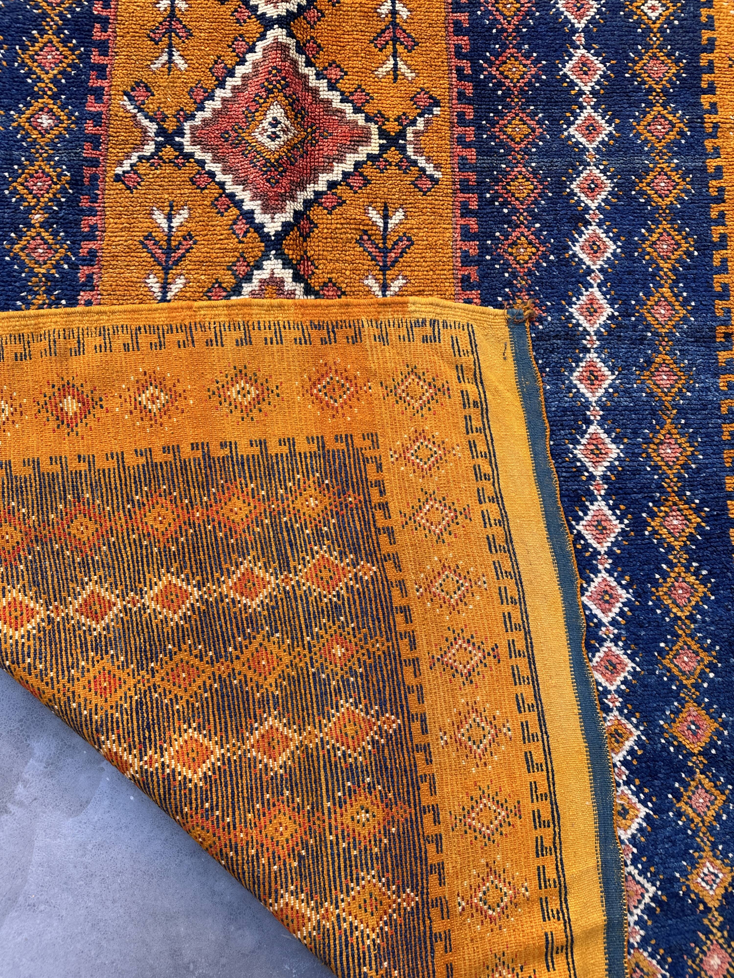 Colorful Taznakht Moroccan rug - 259 x 144 cm