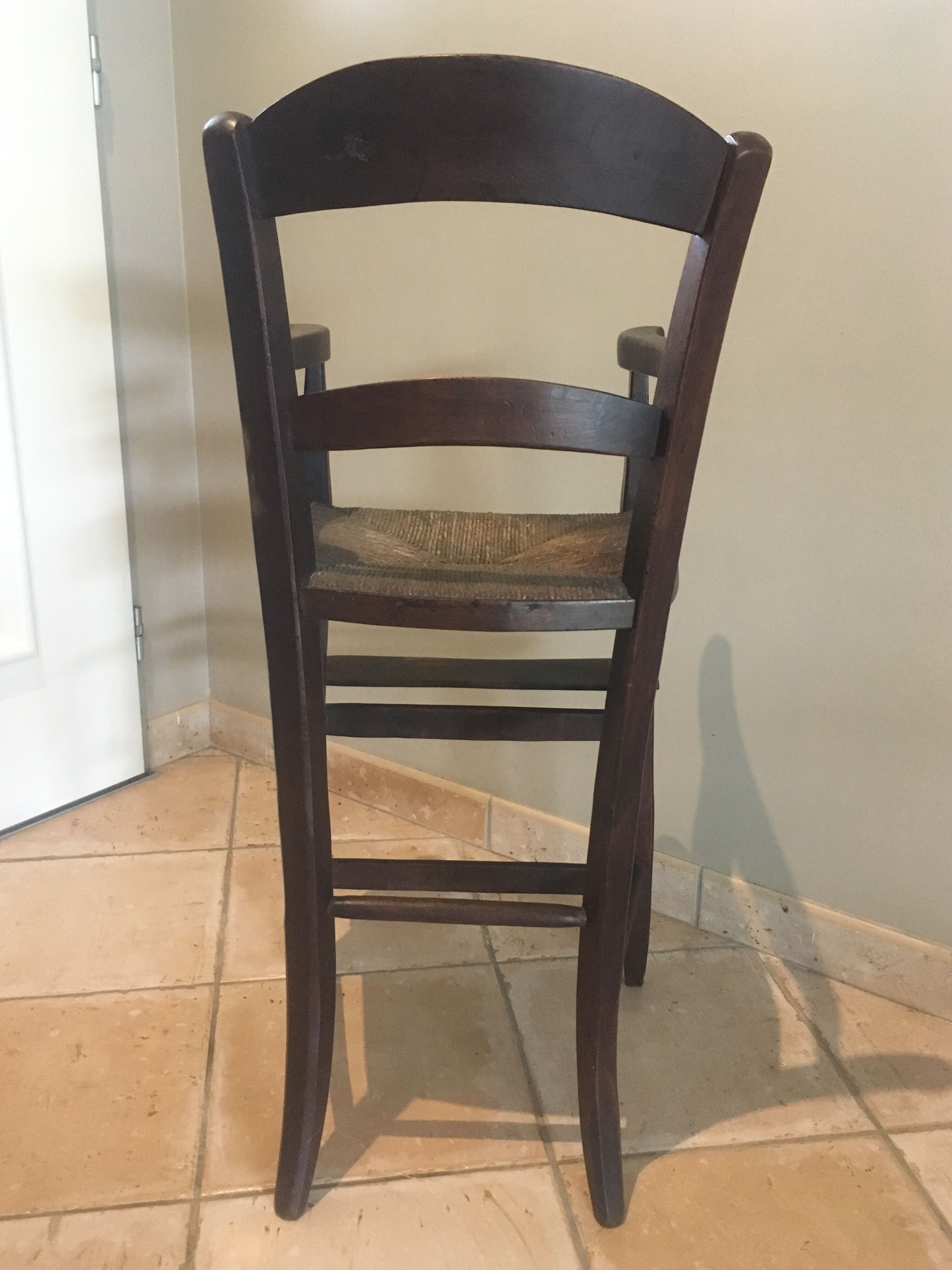 Chaise haute enfant ancienne