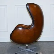Chaise Egg Vintage Teintée à la Main en Brun Whisky
