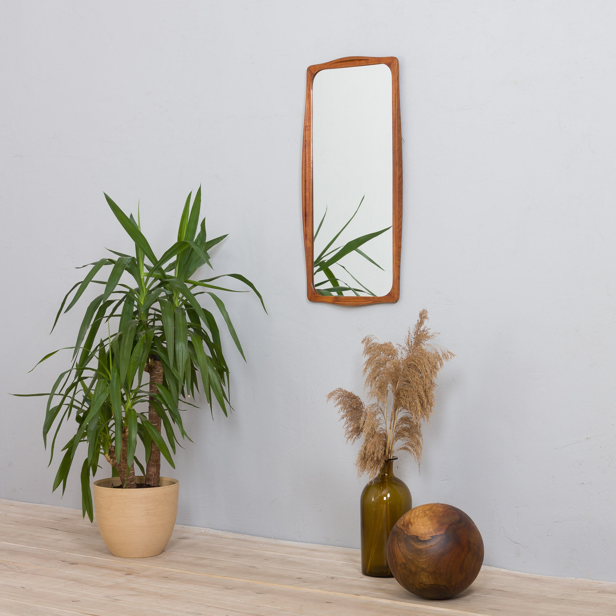 Miroir en teck danois du milieu du siècle, années 1960