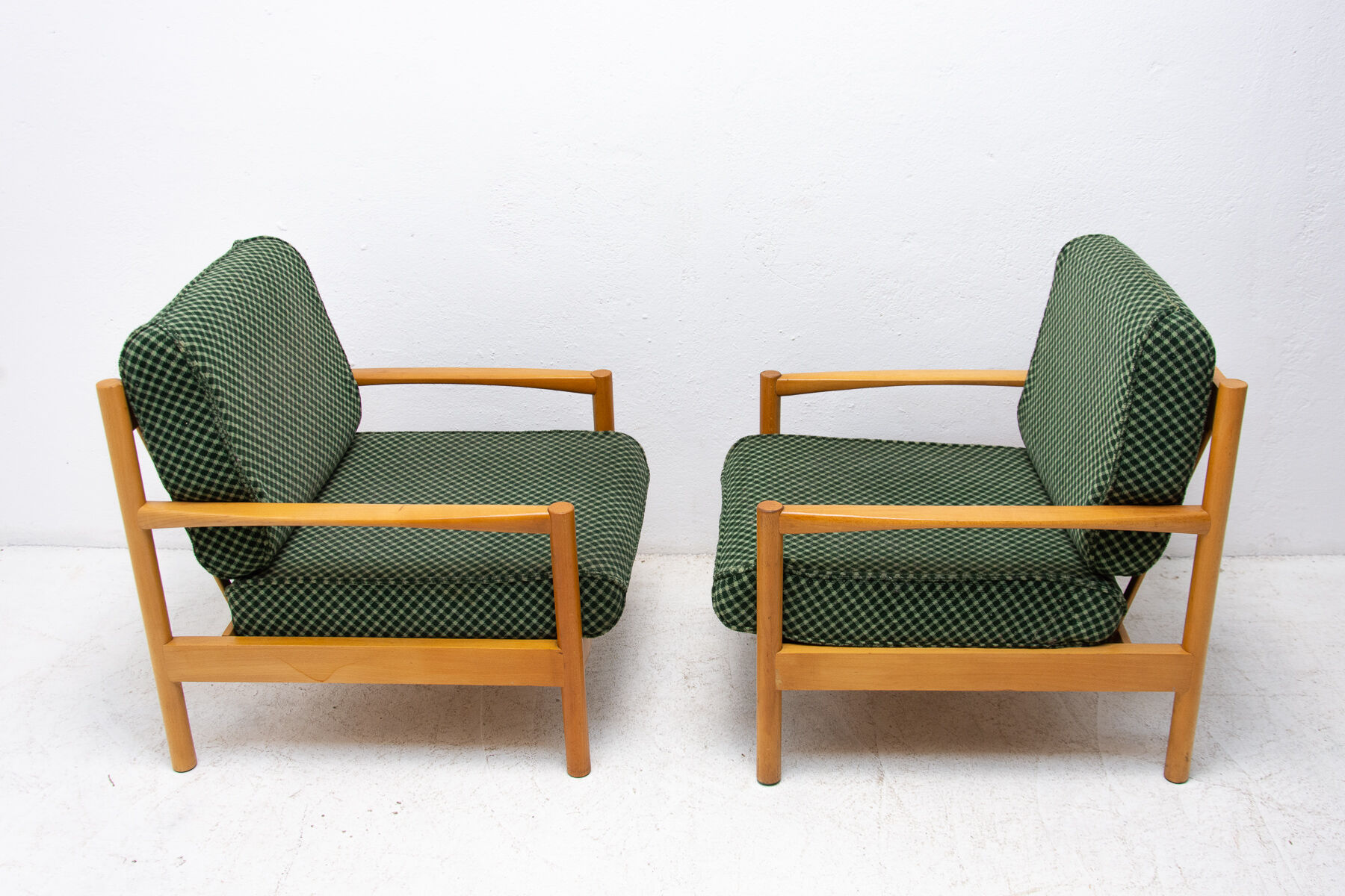 A pair of mid century Scandinavian style armchairs, 1970´s