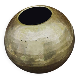 Antique decorative round vase in hammered brass