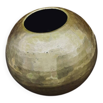 Antique decorative round vase in hammered brass