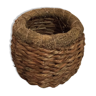 Cache pot wicker