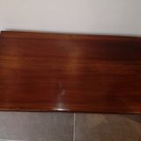 Colonial-style back-up furniture