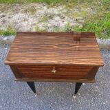 Table de chevet scandinave en palissandre laquée pieds compas doré