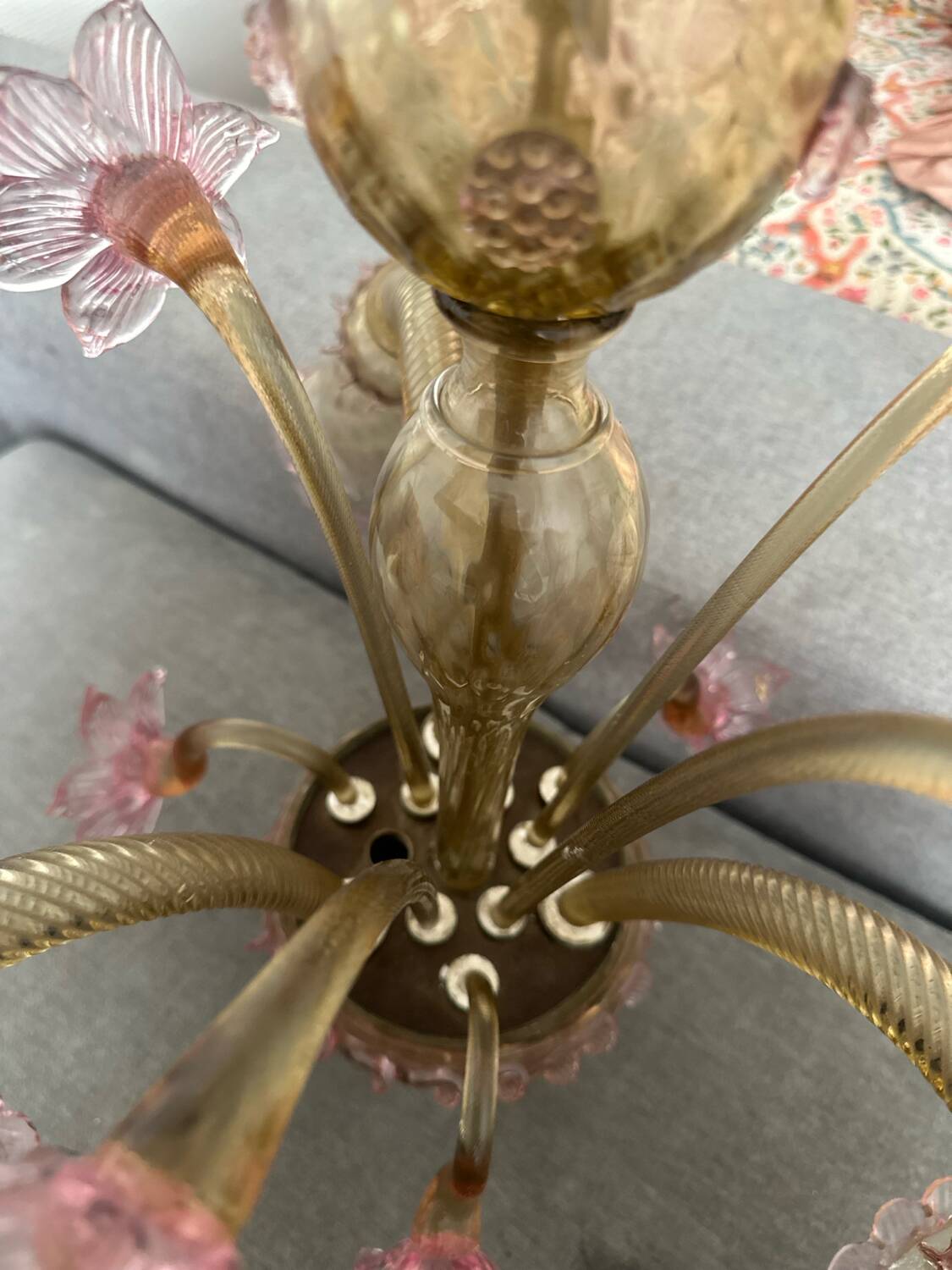 Murano glass chandelier Venetian flowers, circa 1950/1970 pink yellow