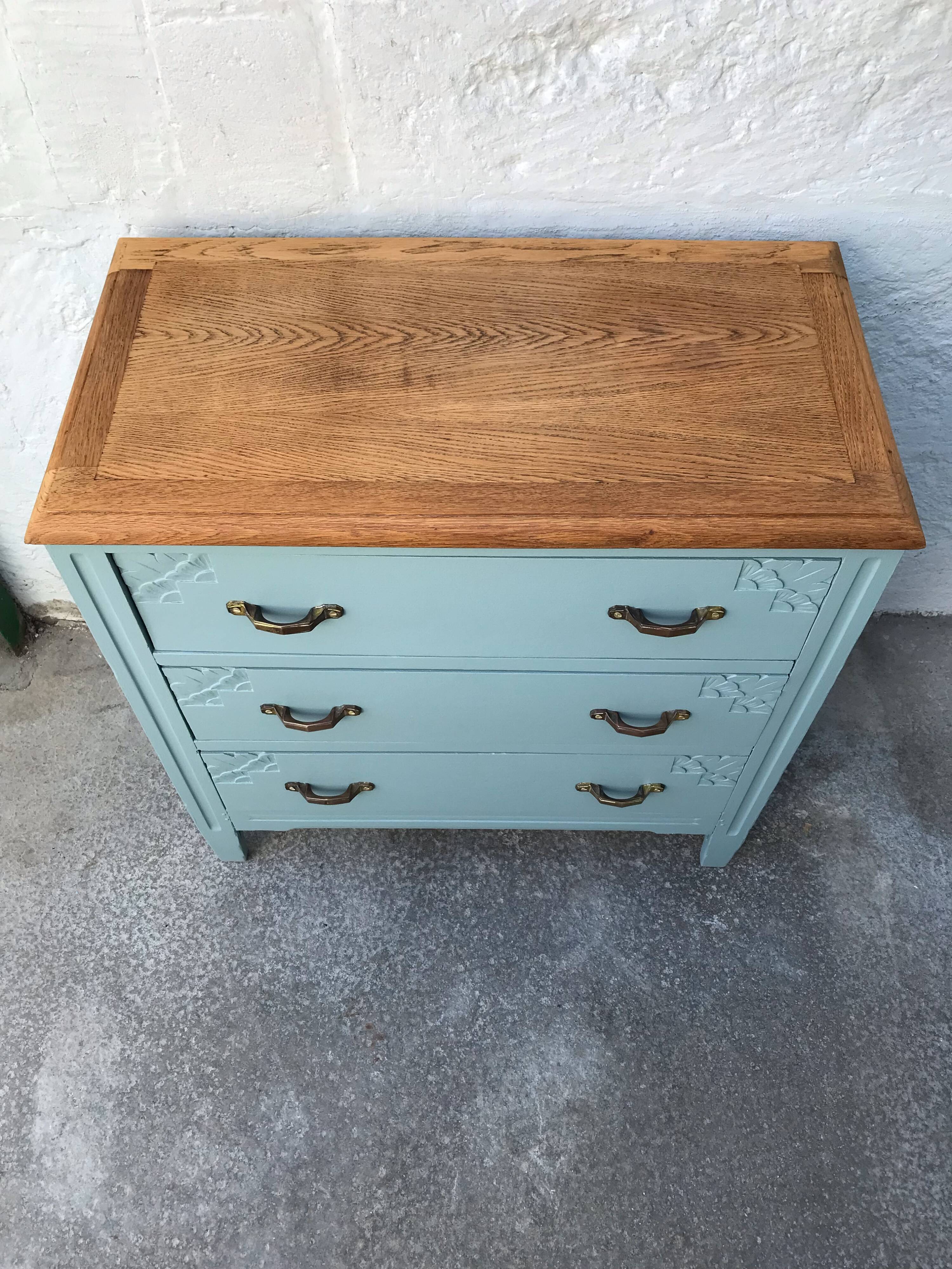 Commode art deco vert amande