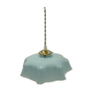 Suspension en opaline