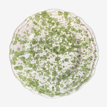 Green dots plate