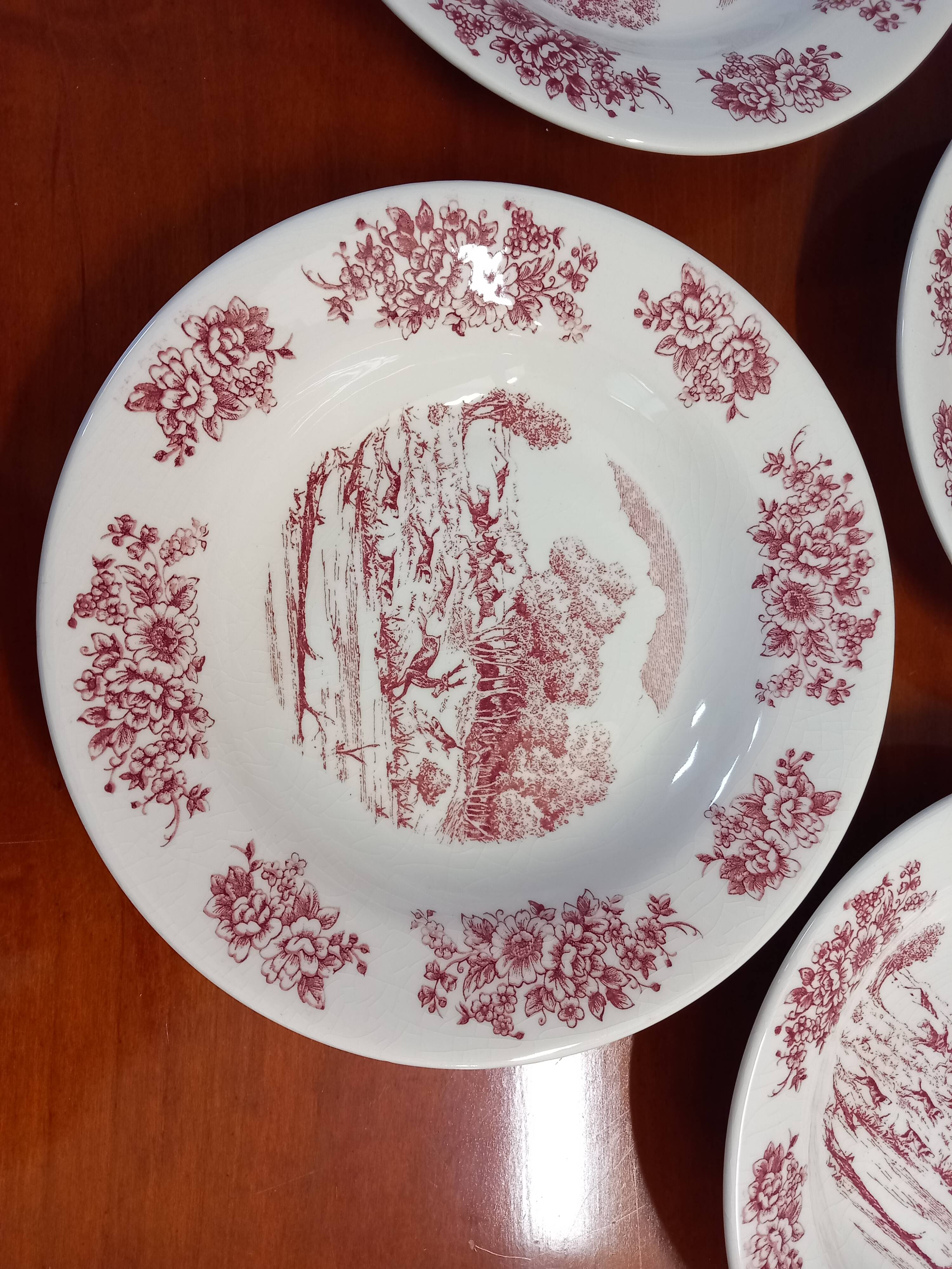 Set of 4 deep plates, Gien earthenware.