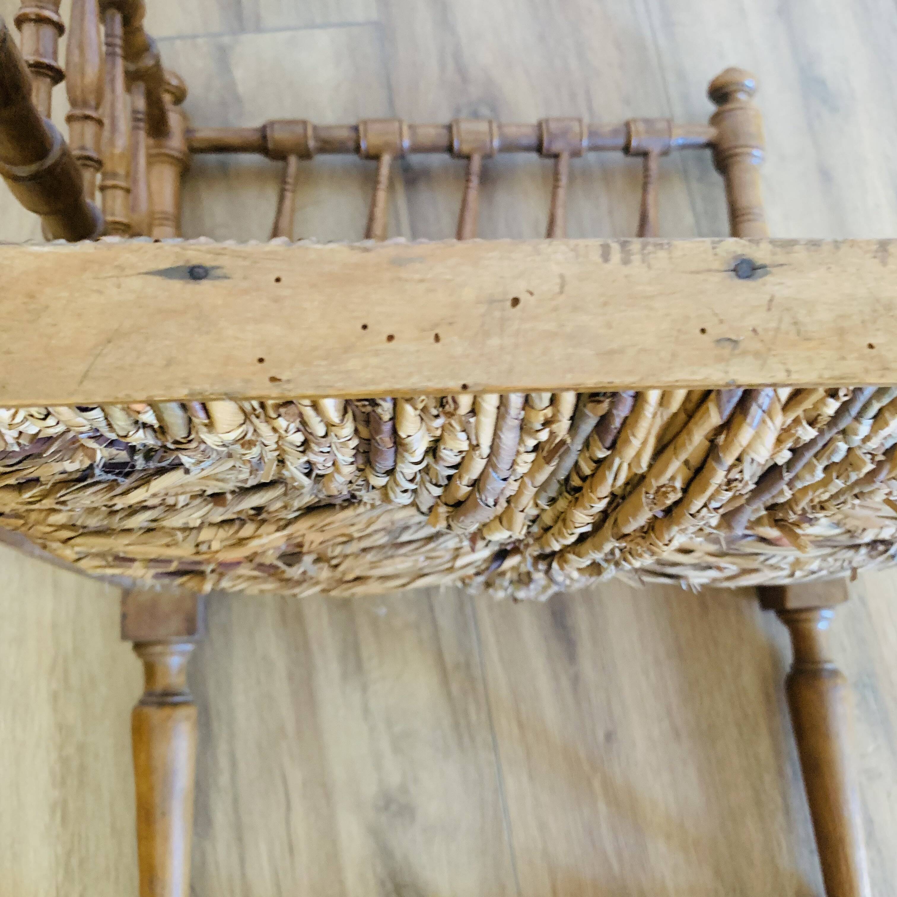 Corner chair