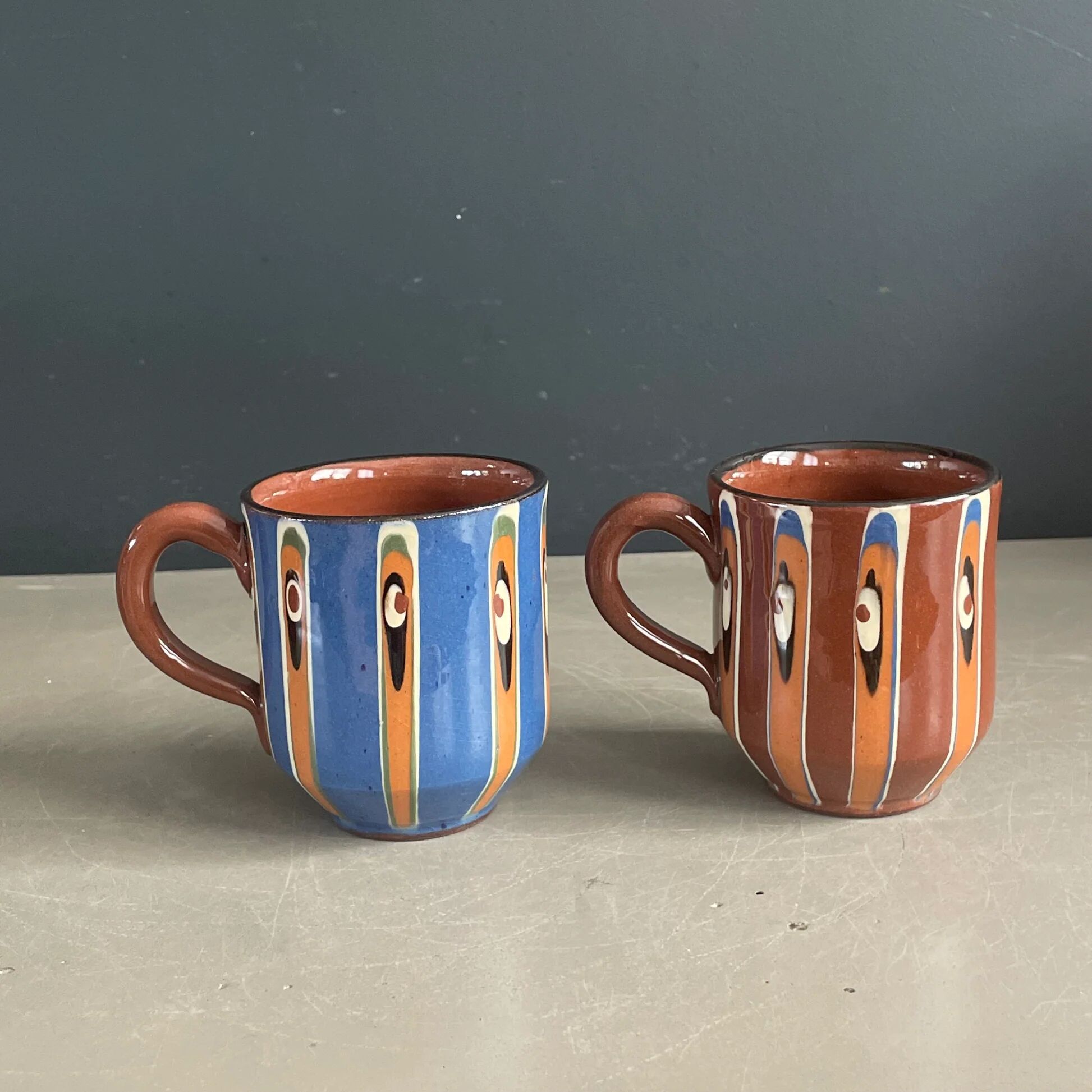 Cup and milk jug set - Bulgaria