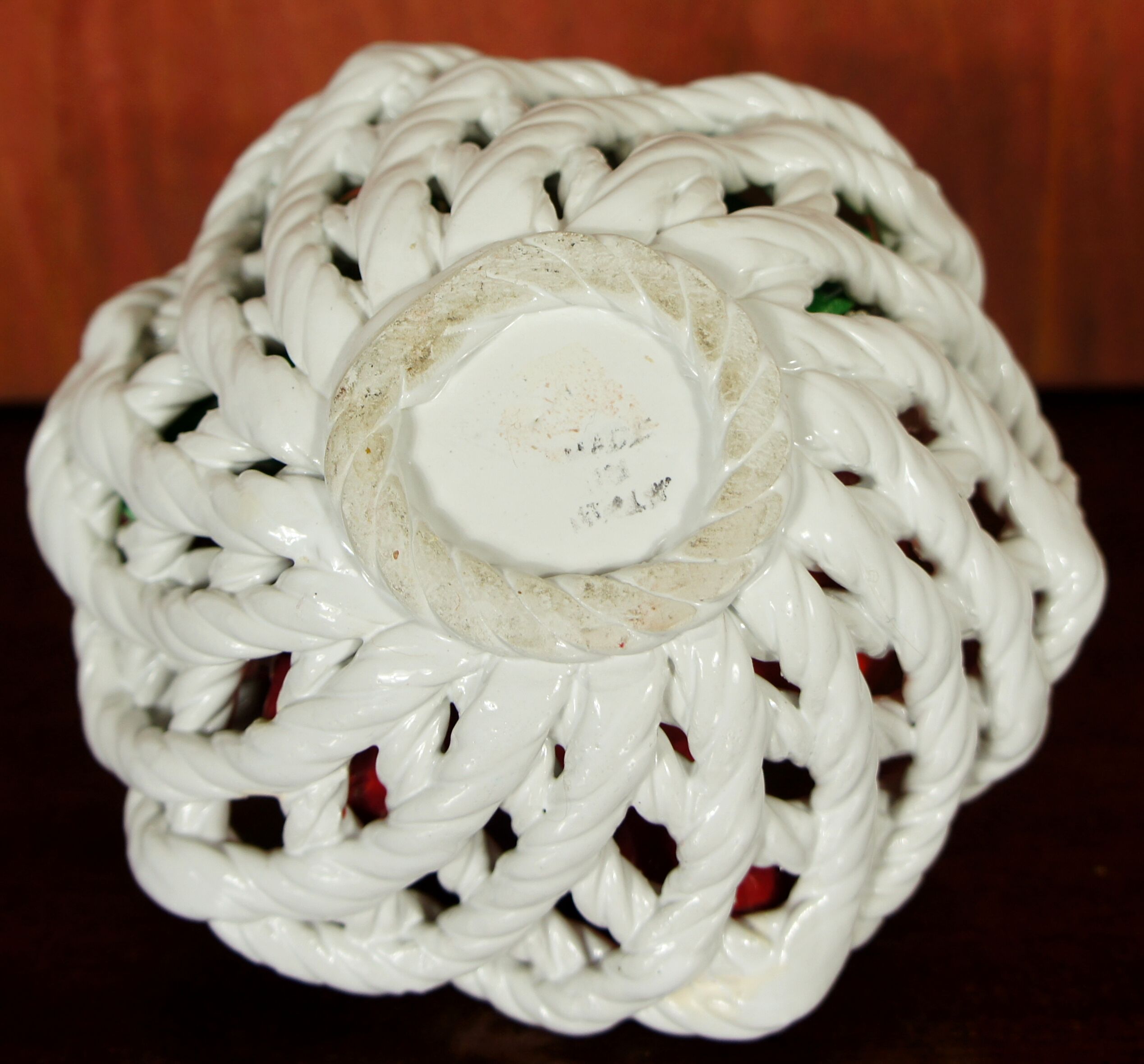Braided basket of fruit slurry Italy