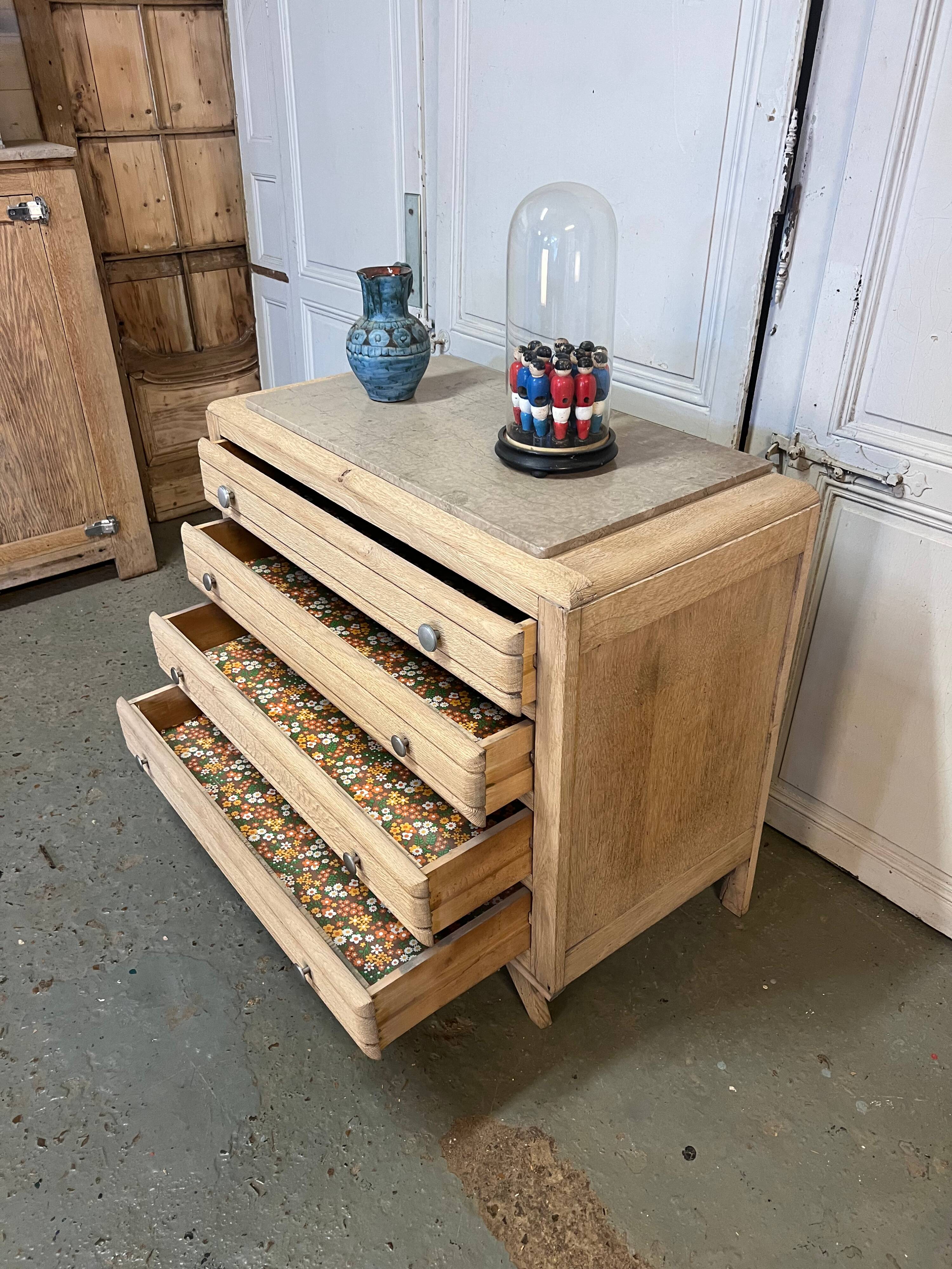 Commode vintage chêne brut
