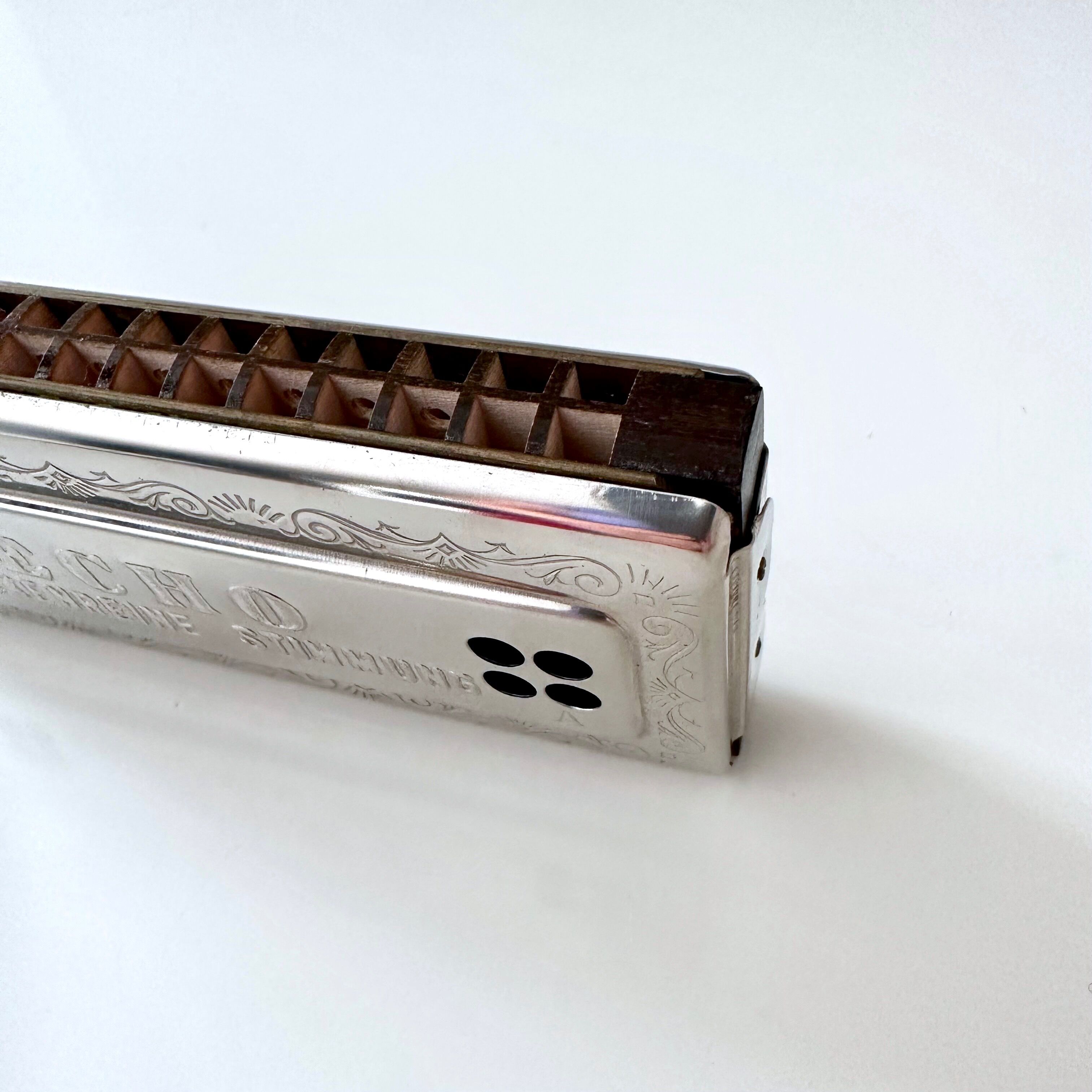 Hohner Echo Harp harmonica