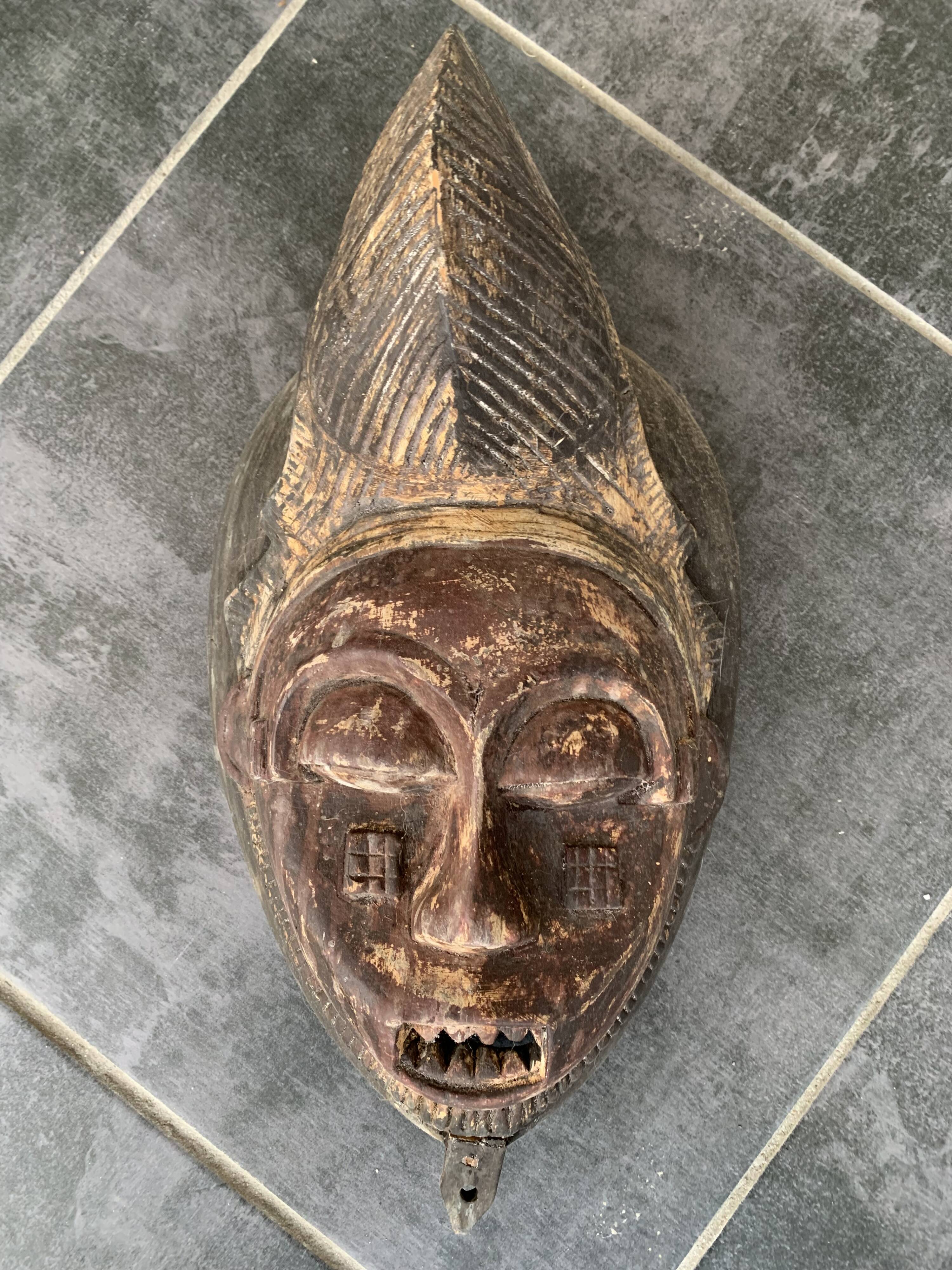 African mask