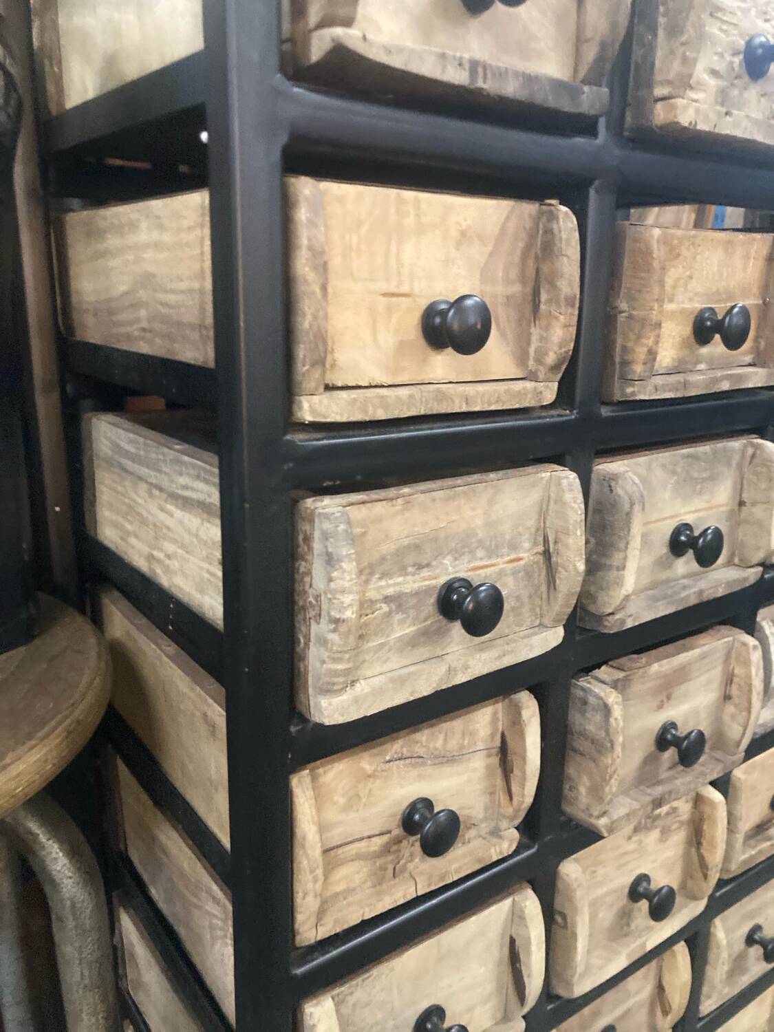 Meuble 24 Tiroirs de style industriel