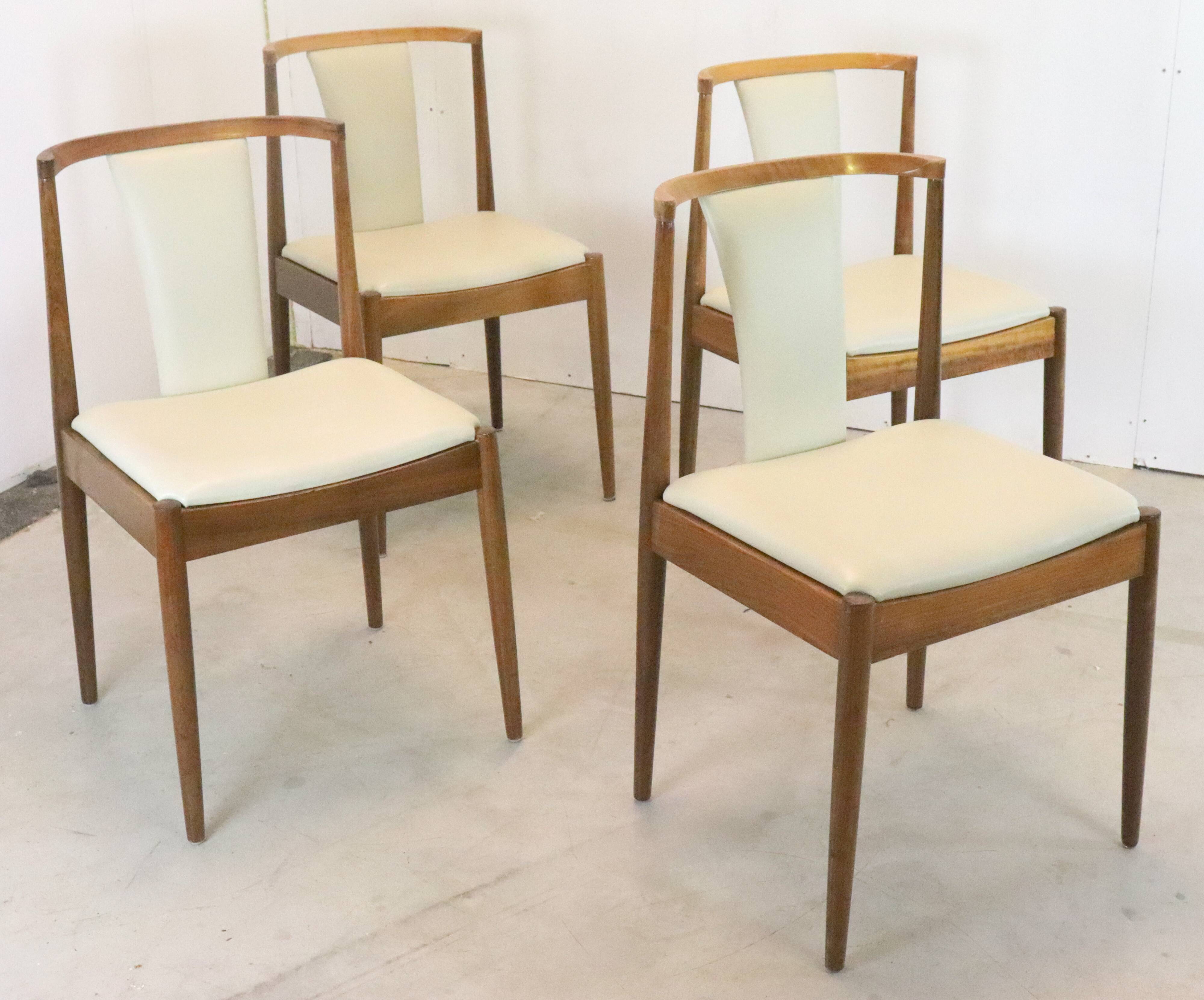 4 chaises Casala, milieu XXème