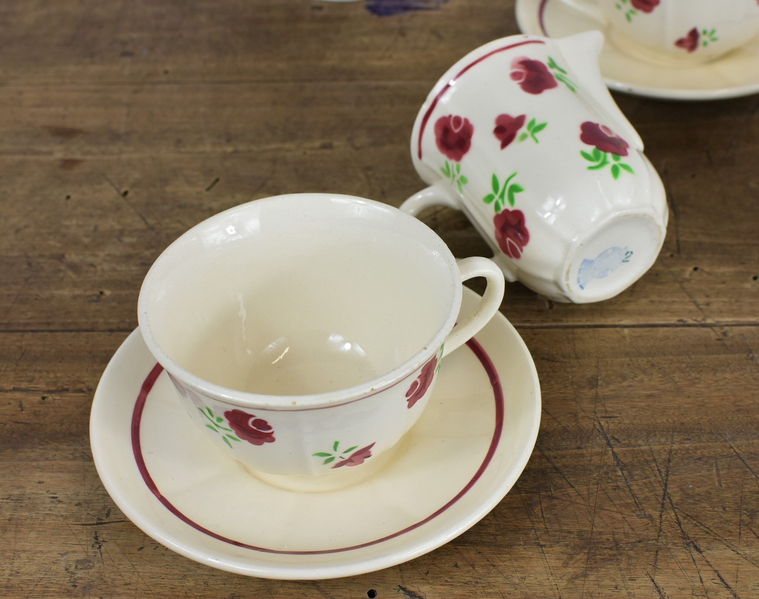 Set of 6 coffee cups his coffee teapot and milk teapot.