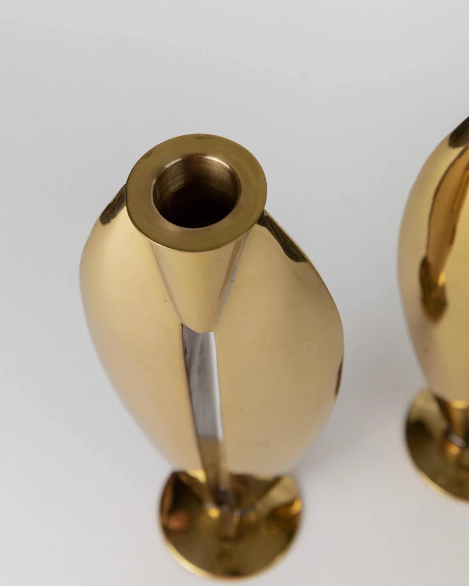 Doré Laiton Vintage Candle Holders – Two 1970s Art Deco Brass Sculptures, Elegant Table Centerpiece