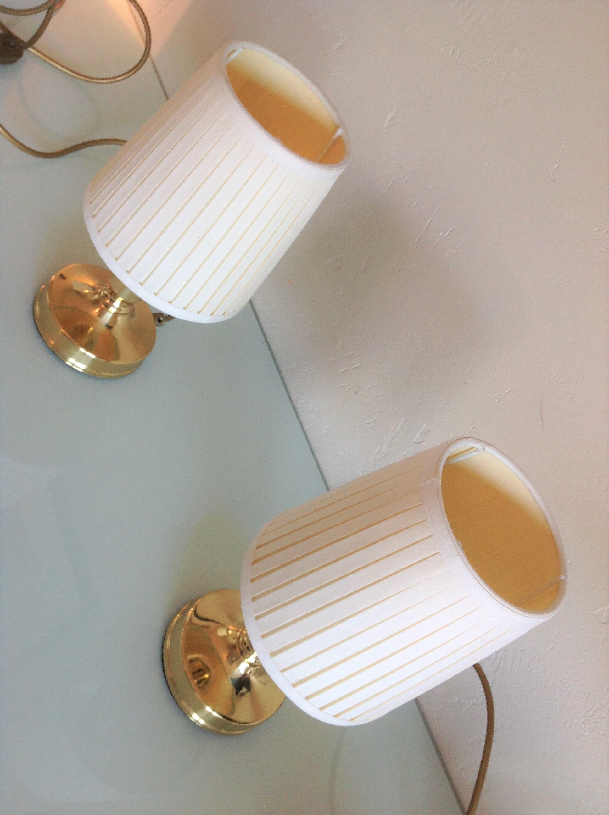 Pair of bedside lamps in golden metal and lampshade creme / vintage years 60-70