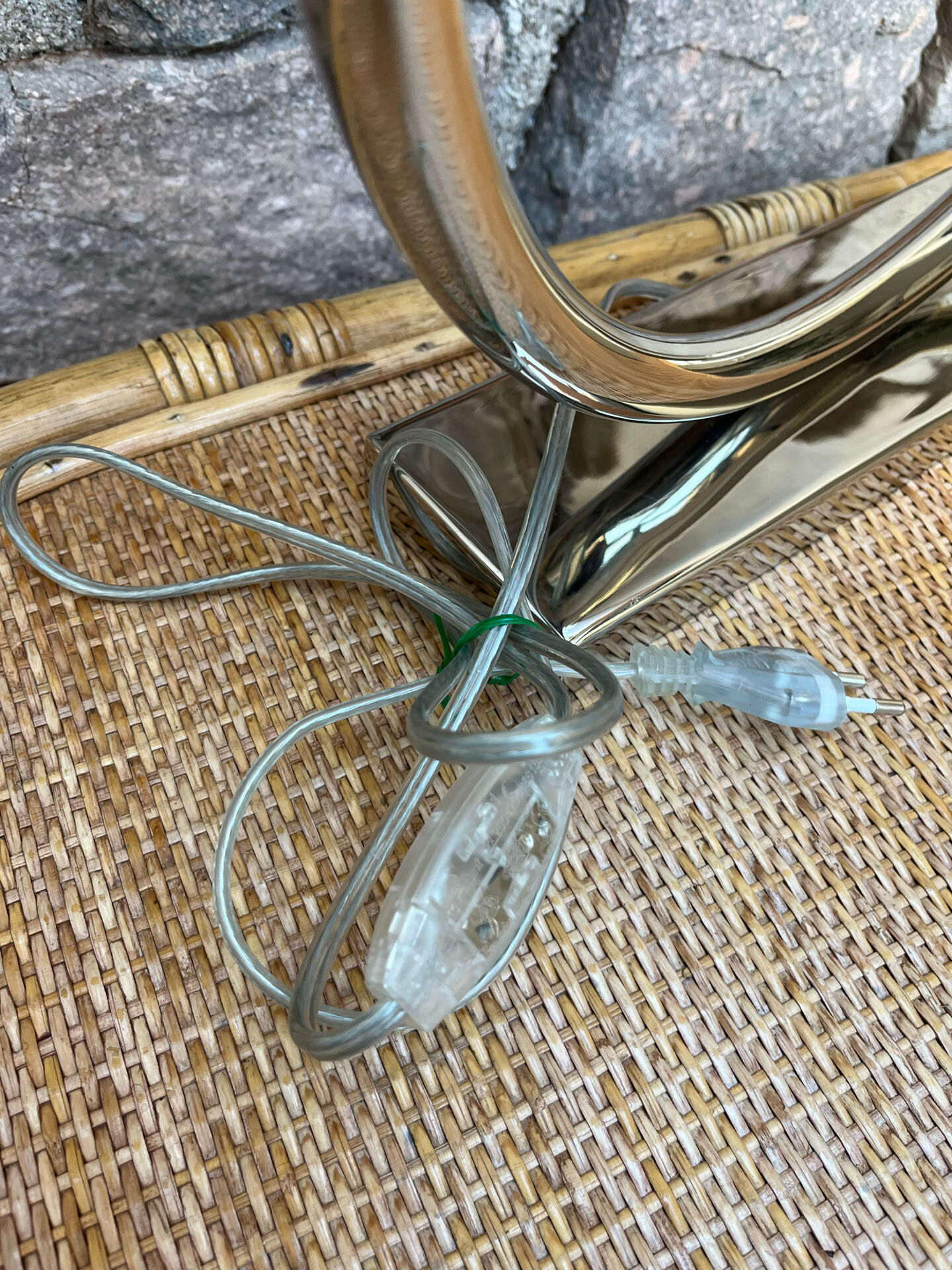 Lampe à poser métal contemporaine