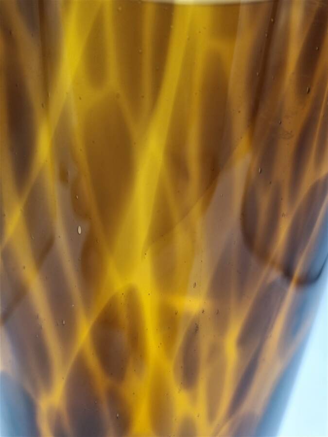 Tortoiseshell vase