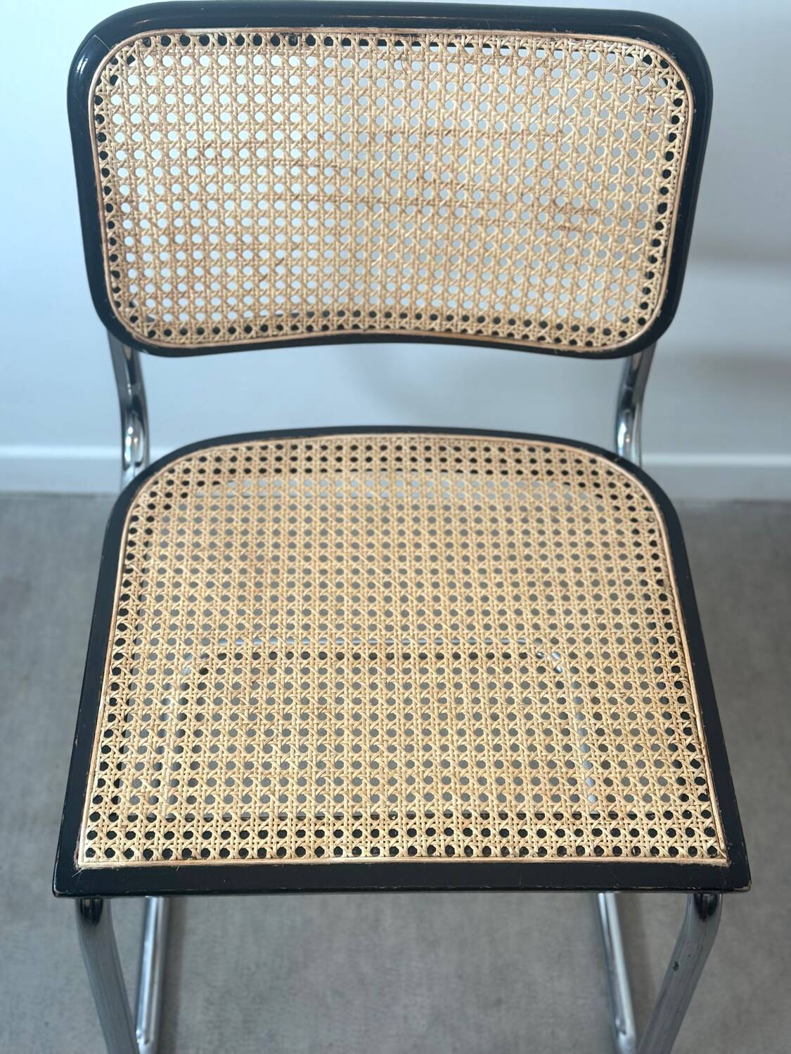 Marcel Breuer Cesca black chair