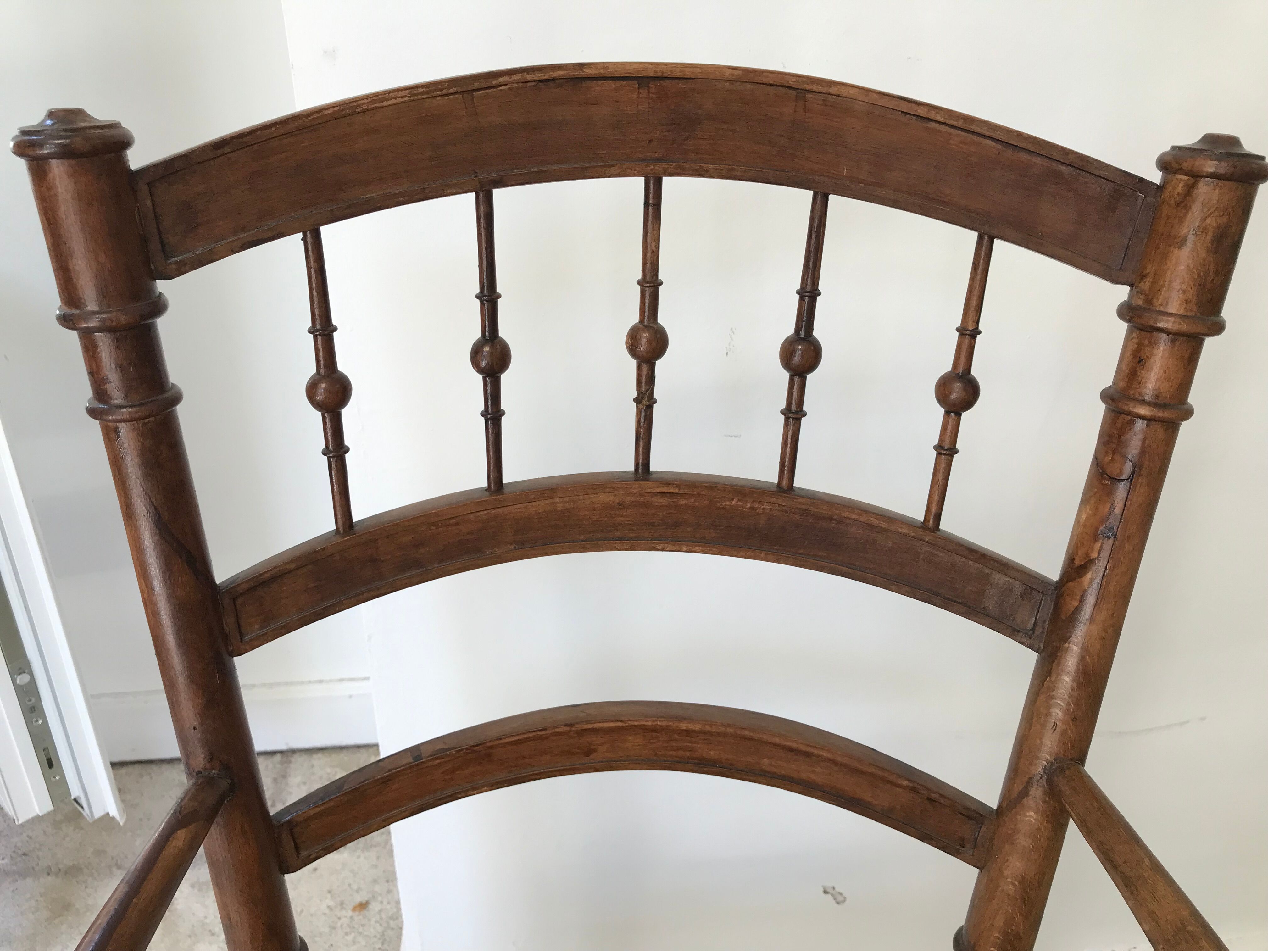 Canned armchair Art & Craft